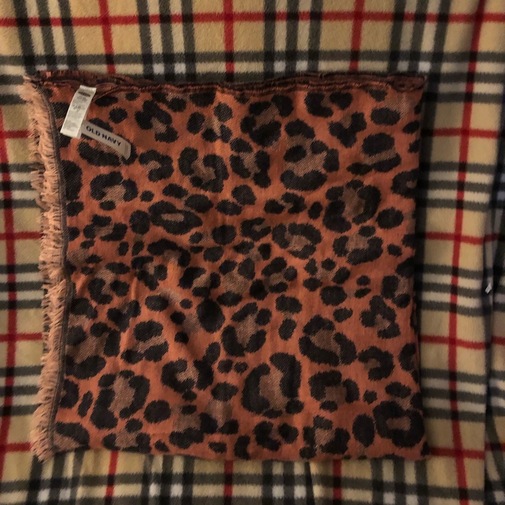 NWT Old Navy Blanket Scarf